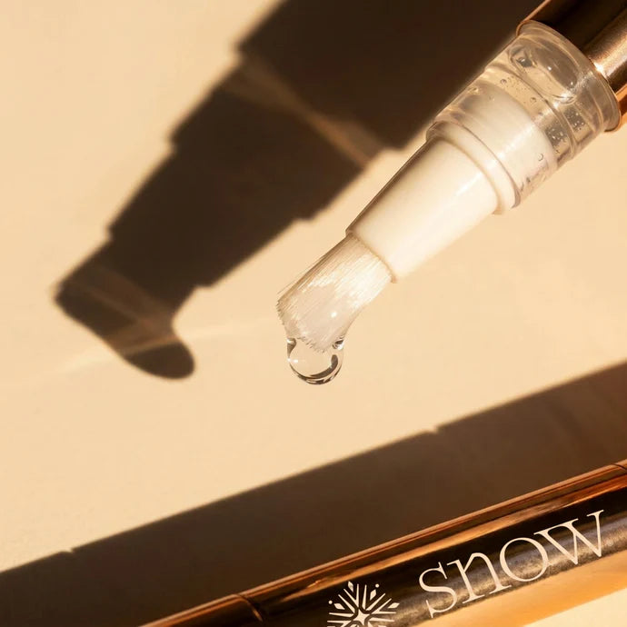 Dazzling White Snow® — Lápiz Blanqueador Dental 4 en 1 · Blanquea · Elimina Manchas · Refresca · Sin Sensibilidad